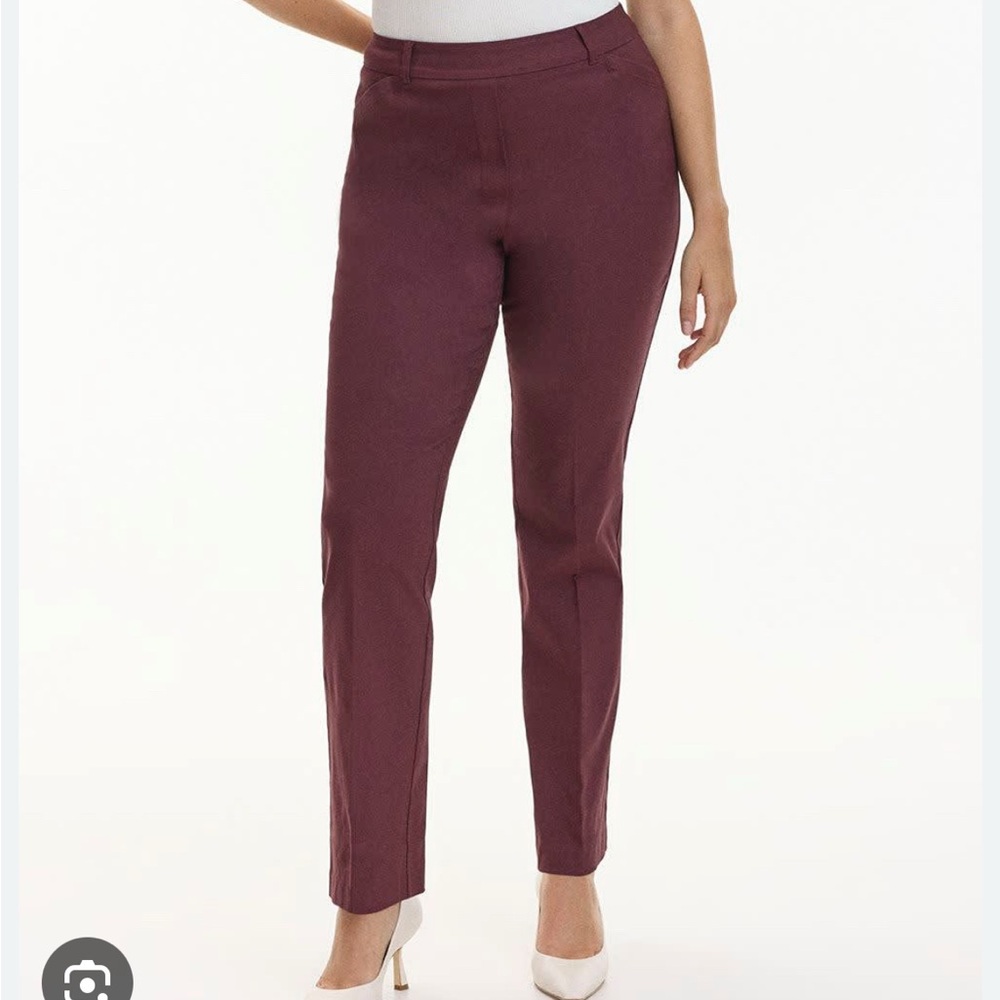 10Petite The Iconic High Rise Slim Leg Pant